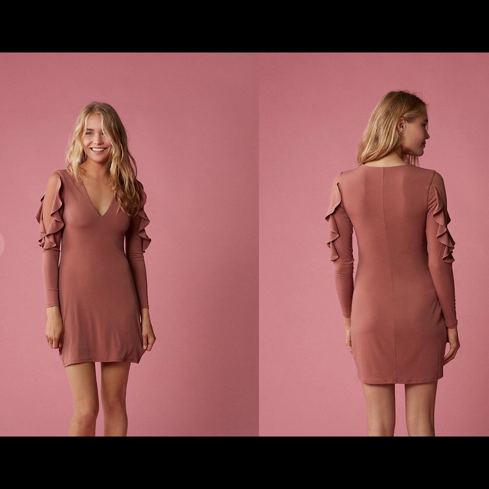 CLEARANCE!! Express Ruffle Sleeve Sheath Dress NEW